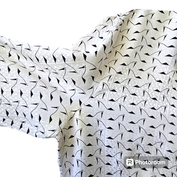 Due Per Due White Silk Blouse Collared Flowy Long Sleeve Double Cuffed Size 12 - Picture 12 of 17